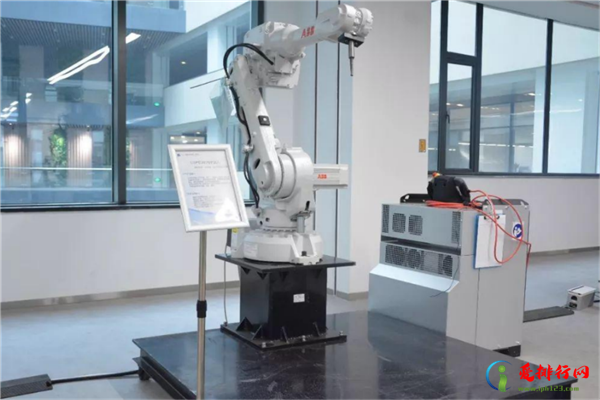 国内十大机器人公司 中国机器人公司品牌排行榜