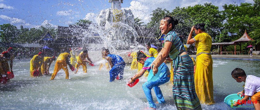 中国少数民族旅游城市排行前十名 国内十大少数民族风情旅游城市