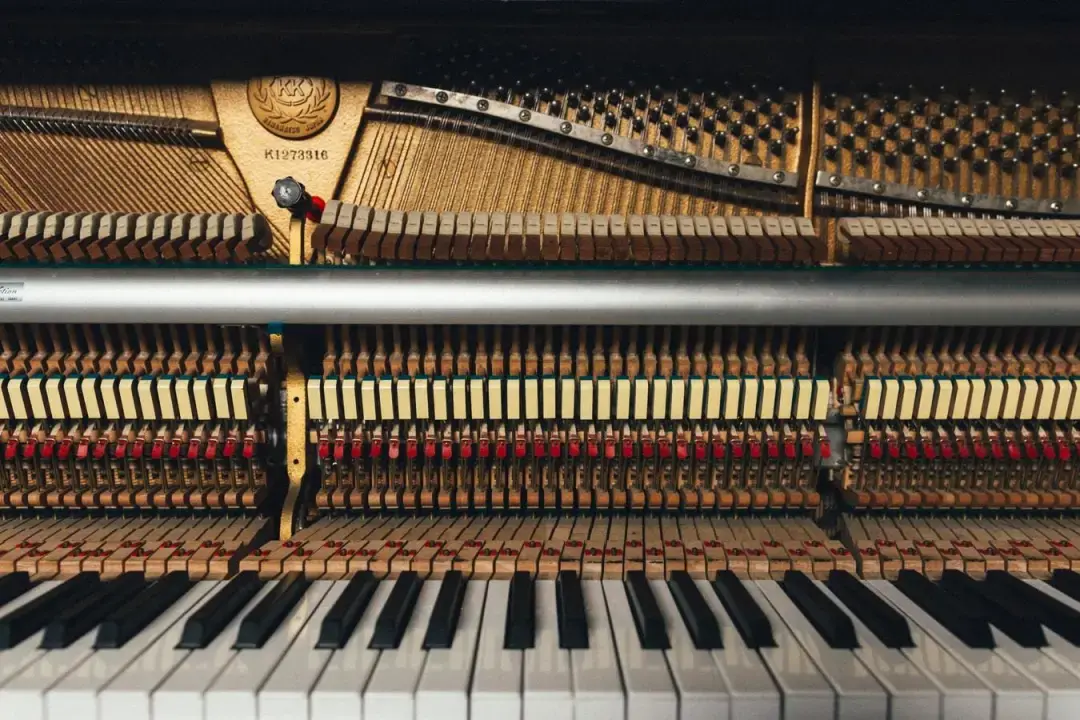 必听的20首经典钢琴曲 公认最好听的20首钢琴曲